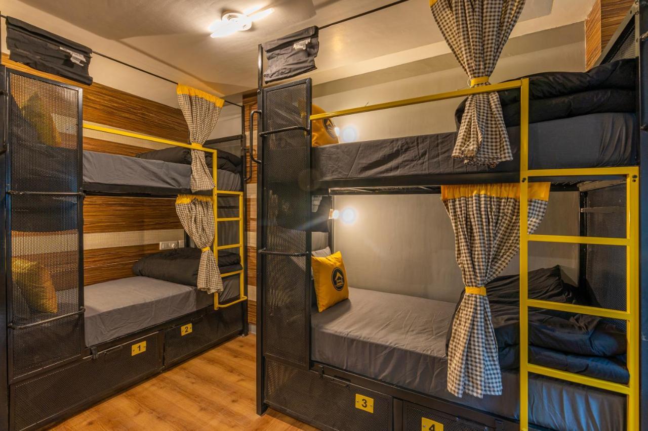 The Hosteller Mcleodganj, Mall Road 麦罗肯机 外观 照片